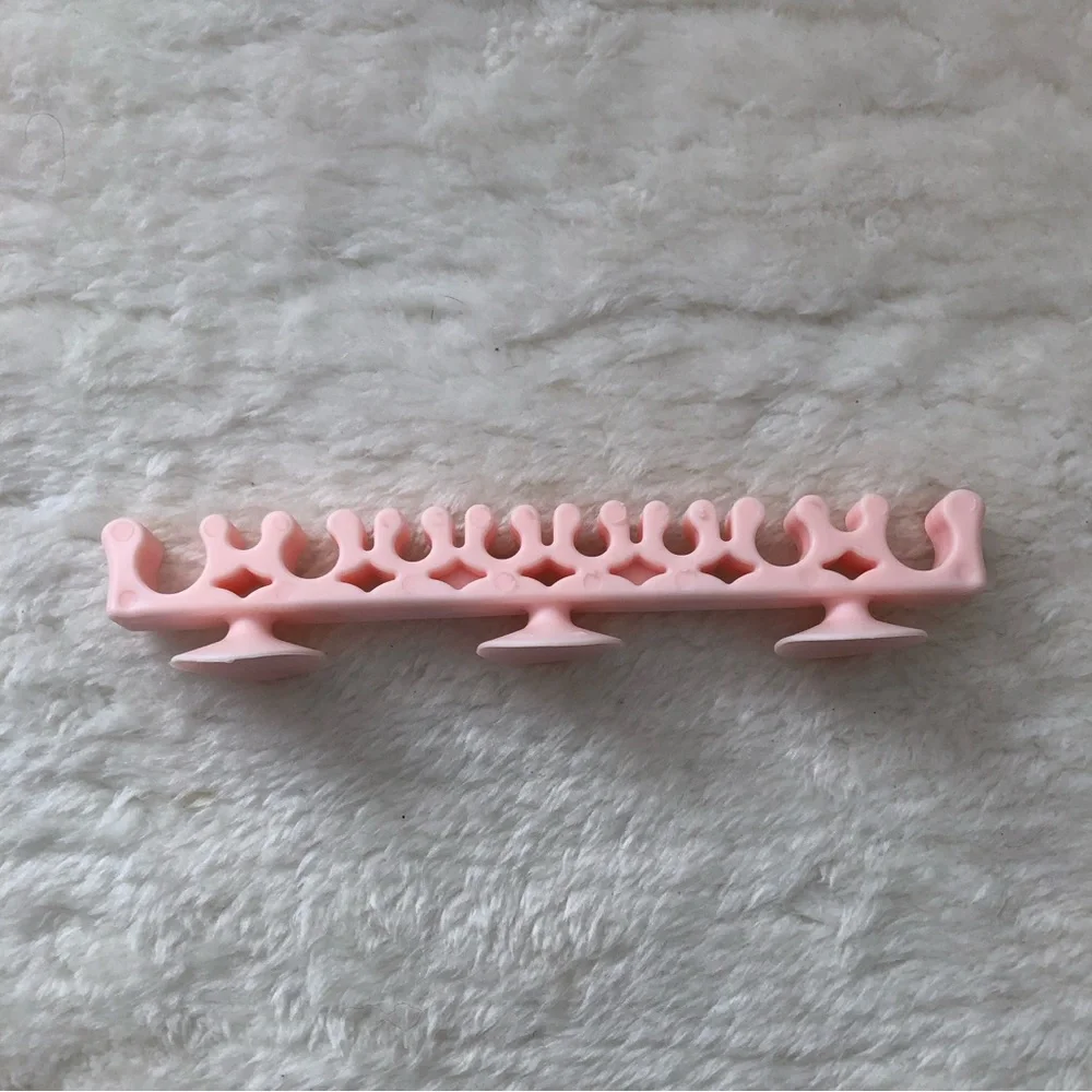 Silicone Makeup Brush Holder and Organizer with Suction Cups